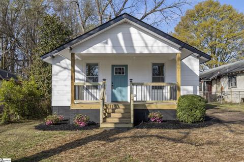 112 Mcdaniel Ave, Greer, SC 29651