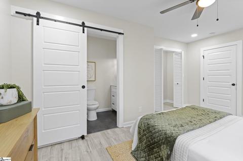 112 Mcdaniel Ave, Greer, SC 29651 photo 21