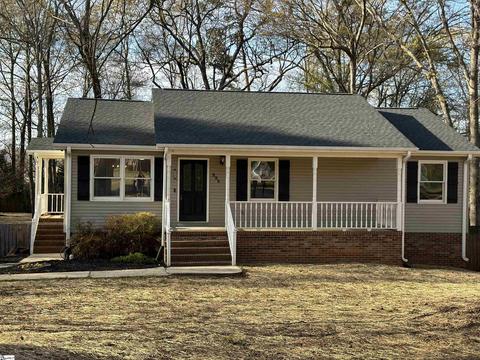 205 Cherokee Dr, Simpsonville, SC 29680