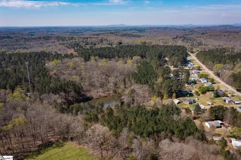 Undisclosed, Easley, SC 29640 photo 8