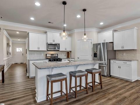 300 Kellen Ct, Duncan, SC 29334 photo 9