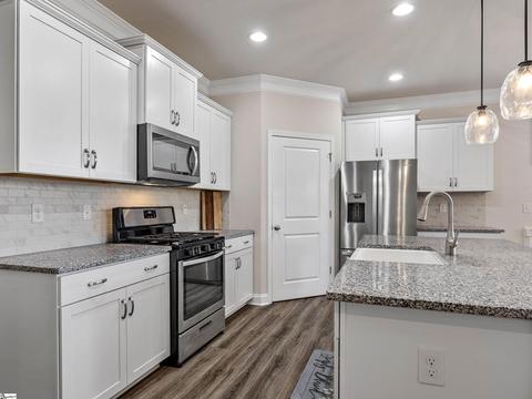 300 Kellen Ct, Duncan, SC 29334 photo 11