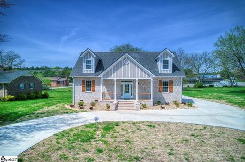 101 Welcome Ave, Greer, SC 29651