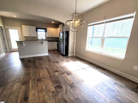 402 Grant St, Easley, SC 29640 photo 4