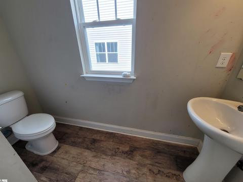 402 Grant St, Easley, SC 29640 photo 8