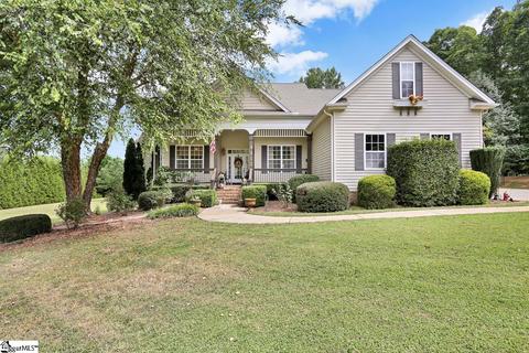 4304 N Blue Ridge Dr, Taylors, SC 29687