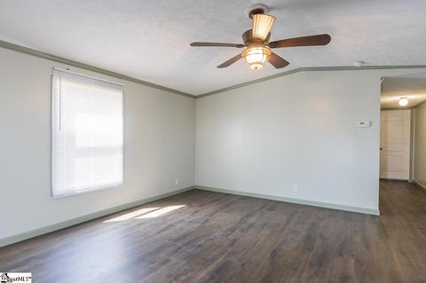 187 Dearborn Ln, Easley, SC 29640 photo 6