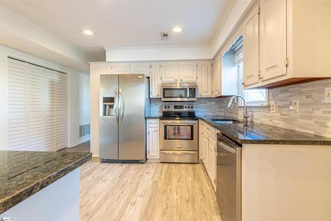 2 Brooks Rd, Mauldin, SC 29662 photo 7