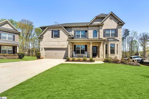 483 Gorham Dr, Boiling Springs, SC 29316