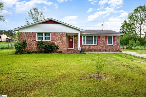 217 Ashcroft Dr, Greenwood, SC 29646