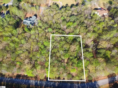 116 Angler Dr, Laurens, SC 29360