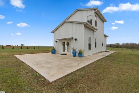 3265 Neely Ferry Rd, Laurens, SC 29360 photo 2