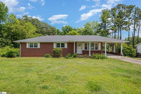 13 W Miller St, Inman, SC 29349