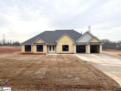 15 Jonathon Dr, Taylors, SC 29687