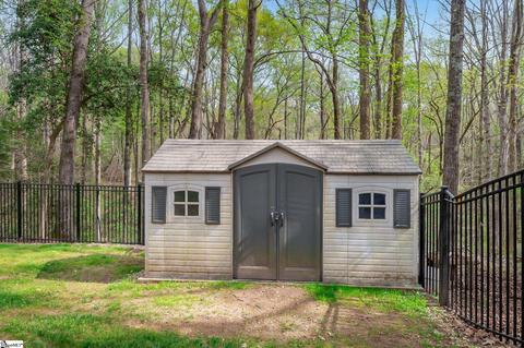 251 Byars St, Greer, SC 29651 photo 3