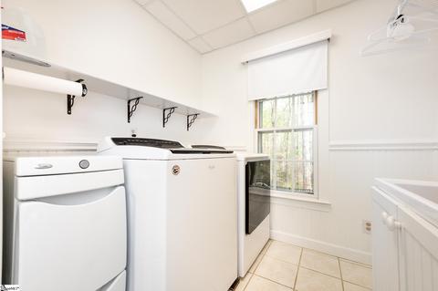251 Byars St, Greer, SC 29651 photo 24