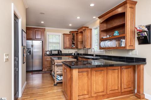 251 Byars St, Greer, SC 29651 photo 5