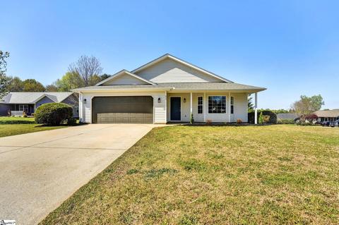 500 Bengal Ct, Greer, SC 29651