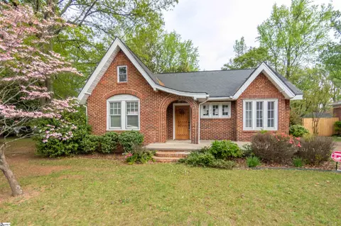 213 E Blue Ridge Dr, Greenville, SC 29609