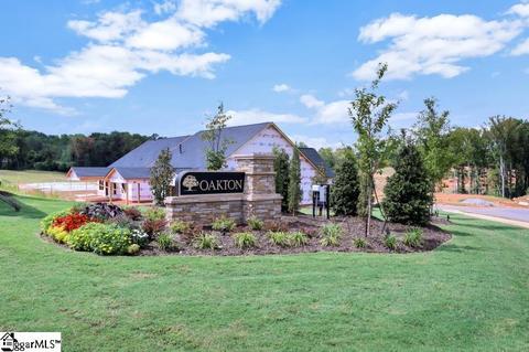 431 Oakton Dr, Greer, SC 29651 photo 2