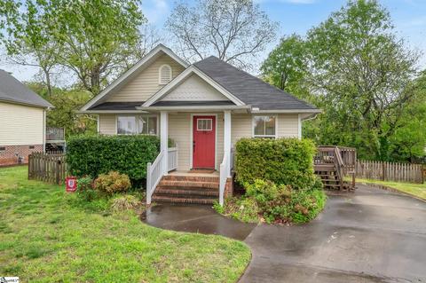 19 Mansell Ct, Greenville, SC 29601