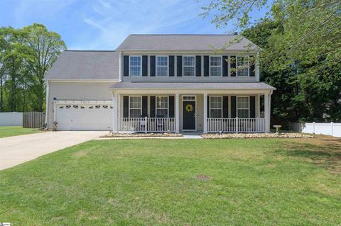 4 Thornless Ct, Simpsonville, SC 29680
