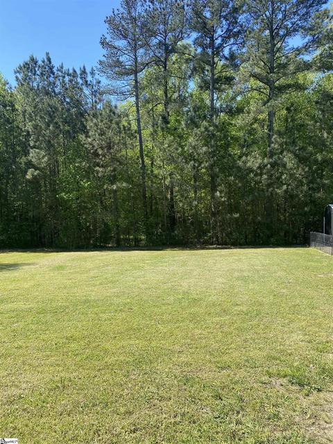 215 Hardwood Loop, Greenwood, SC 29646