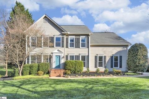 27 Whistler Dr, Greer, SC 29651
