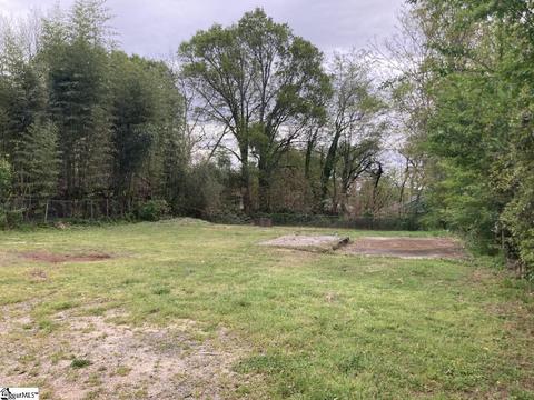 121 W 3rd Ave, Easley, SC 29640 photo 3