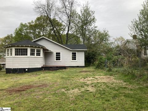 121 W 3rd Ave, Easley, SC 29640 photo 2