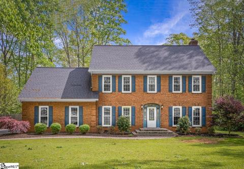 107 Plantation Dr, Greenwood, SC 29649