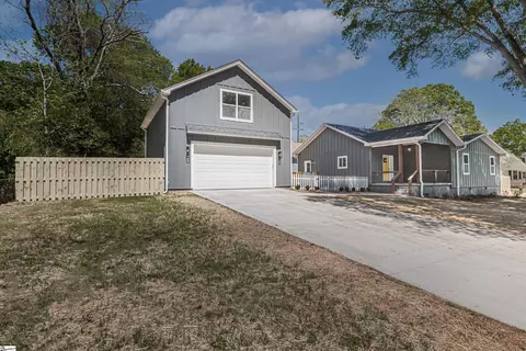 121 Chestnut St, Greenville, SC 29605