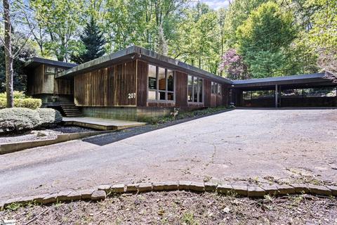 207 Windsor Rd, Greer, SC 29651