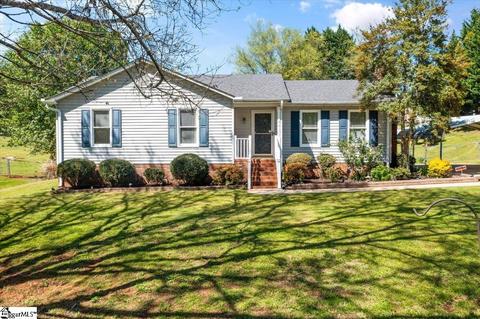 704 Cool Creek Dr, Greer, SC 29651
