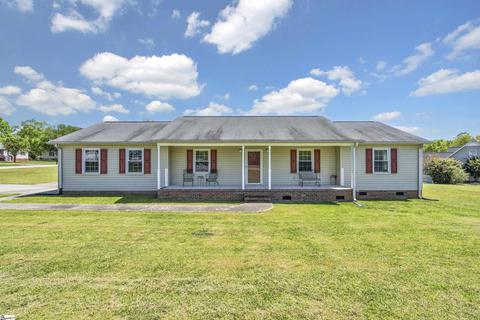 131 Cottonwood St, Williamston, SC 29697