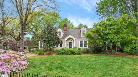 409 N B St, Easley, SC 29640