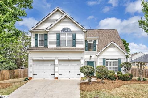 102 Old Hall Dr, Greenville, SC 29607