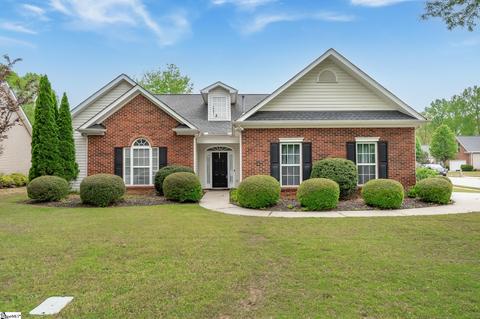2 Bristlecone Ct, Simpsonville, SC 29680