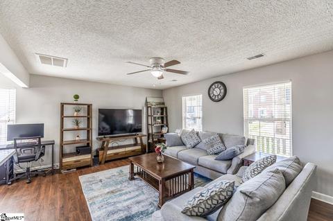 4 Fritzsimons Ct, Greer, SC 29651 photo 4
