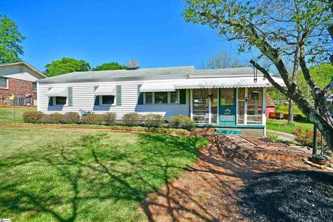207 W Decatur St, Greenville, SC 29617