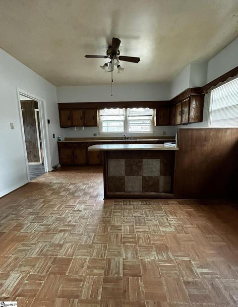 16 Circle St, Ware Shoals, SC 29692 photo 14