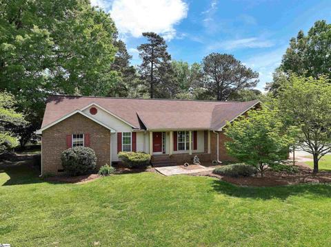 2220 Glenn St, Newberry, SC 29108