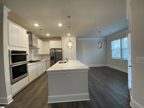427 Oakton Dr, Greer, SC 29651 photo 8