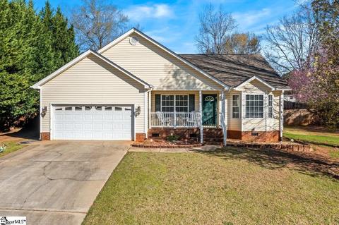 103 Bitternut Ln, Taylors, SC 29687