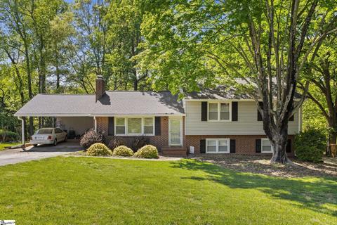 11 Selwyn Dr, Greenville, SC 29615