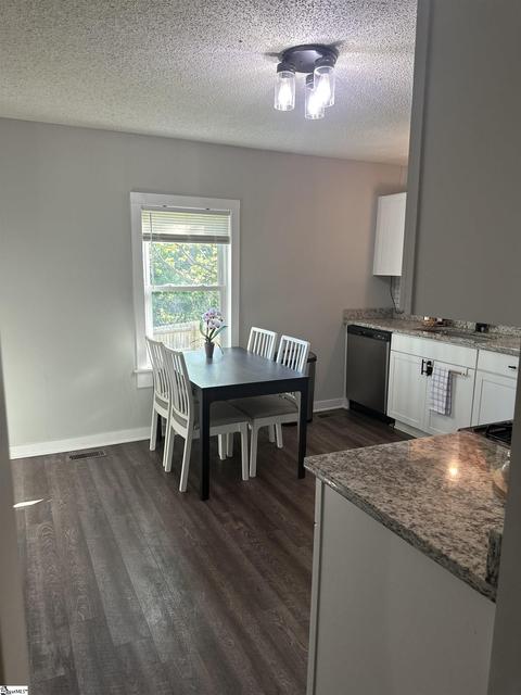 110 D St, Greer, SC 29650 photo 7