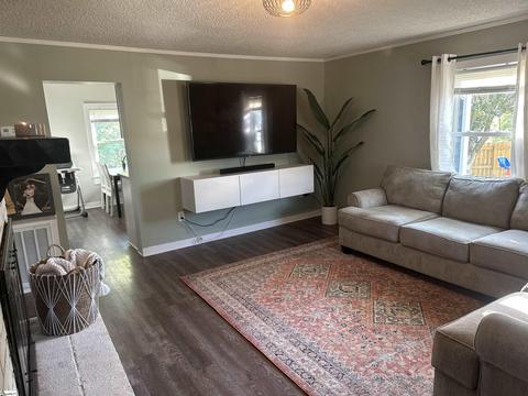110 D St, Greer, SC 29650 photo 6