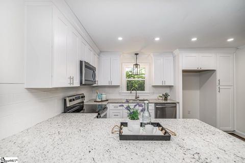 121 Forest Park Dr, Easley, SC 29642 photo 7