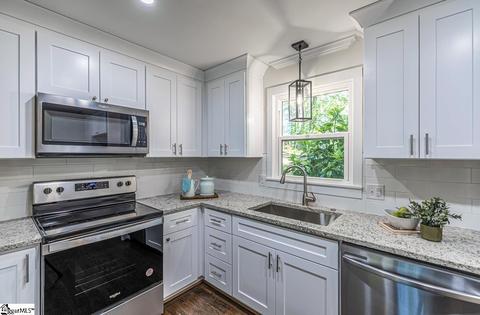 121 Forest Park Dr, Easley, SC 29642 photo 9