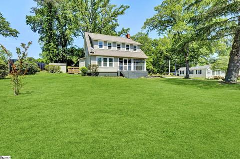 409 Calvert Ave, Clinton, SC 29325